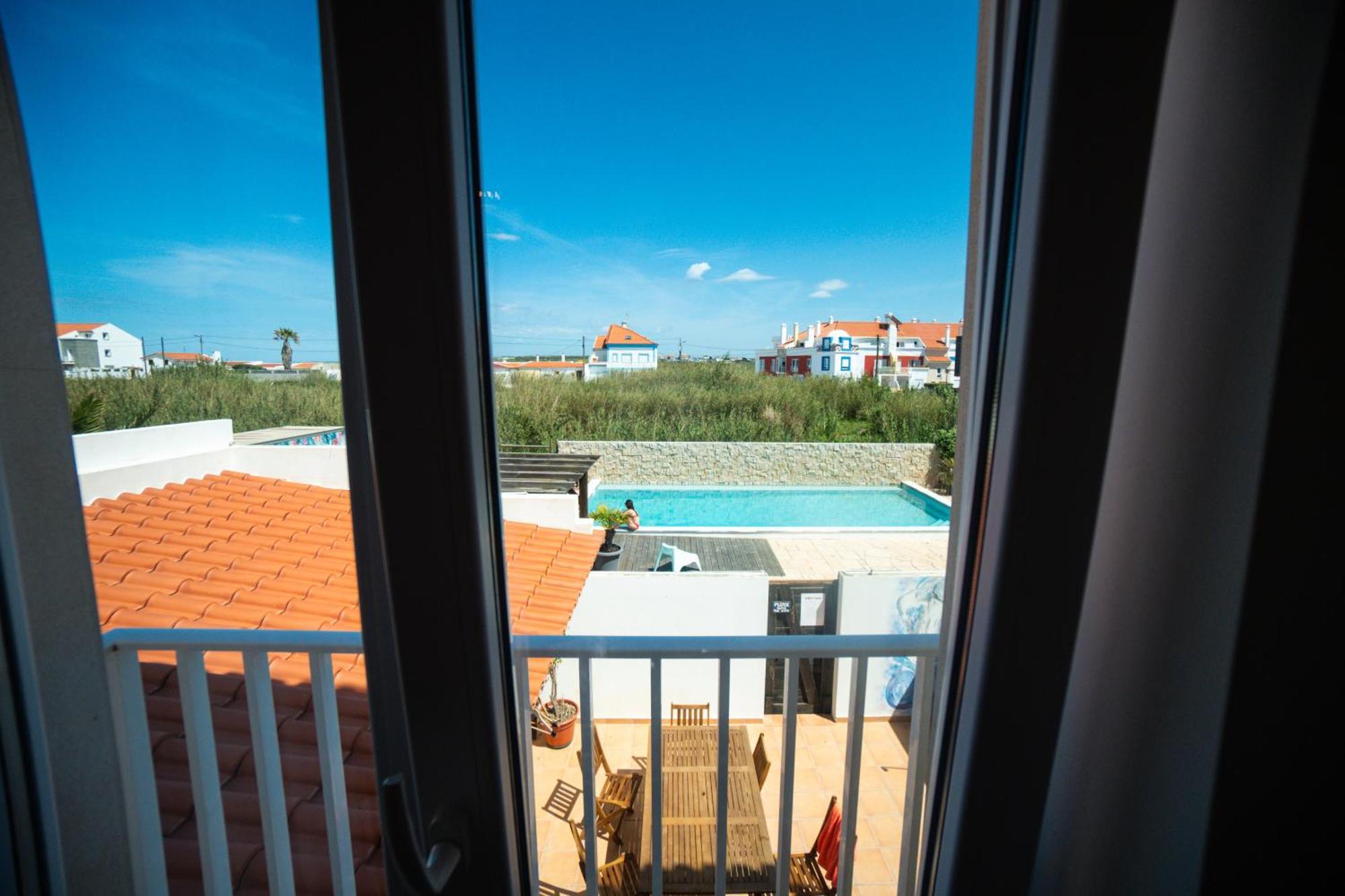 Alex Surf Hostel Балеал Экстерьер фото